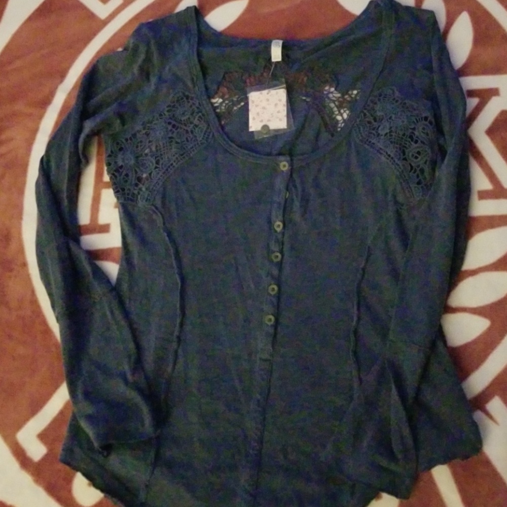 BEAUTIFUL FREE PEOPLE TOP